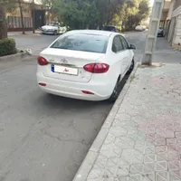 جک J4، مدل ۱۴۰۲