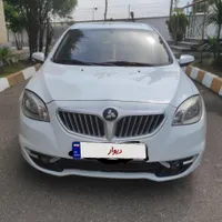 برلیانس H330 اتوماتیک 1650cc، مدل ۱۳۹۷