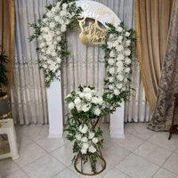 گل آرایی و تزئین بکگراند عروس و داماد