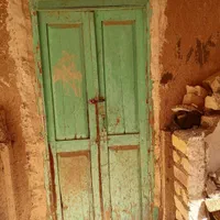 ویترین کتابخانه بوفه  پنجره چوبی گردو عتیقه جات|کلکسیون اشیاء عتیقه|شیراز, دروازه قران|دیوار