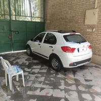 کوییک Rسفید مشکی در حد صفر