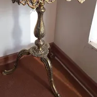 میز برنزی