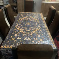 میز و صندلی غذا خوری نیاز ب تعمیر