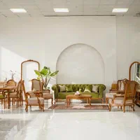 مبل کوئین(فرانسوی)