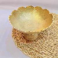 سرویس پذیرایی برنجی عطائی برنز|ظروف سرو و پذیرایی|نیشابور, محله میدان باغات|دیوار