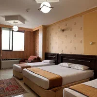 هتل/سوییت/اتاق های دوتخته سه تخته چهارتخته تمیز|اجارهٔ کوتاه‌مدت آپارتمان و سوئیت|اصفهان, باغ گلها|دیوار