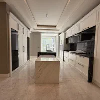 آپارتمان ۲۹۸ متری ۴ خواب/تک واحدی/تاپ لوکیشن|فروش آپارتمان|تهران, پاسداران|دیوار