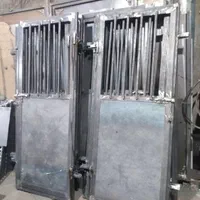 در سرویس درب آهنی درب انباری