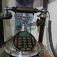 تلفن رومیزی شیک وزیبا