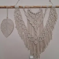 دیوار کوب مکرومه