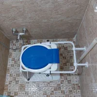 توالت فرنگی دیواری تاشو آسانا پایه فلزی قیف ژله ای|لوازم سرویس بهداشتی|تهران, بازار|دیوار