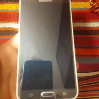 سامسونگ Galaxy J7 (2016) با حافظهٔ ۱۶ گیگابایت