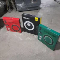 تخت تتو چهارتیکه صندلی رینگ لایت میزناخن پدیکور|آرایشگاه و سالن‌های زیبایی|تهران, نعمت‌آباد|دیوار