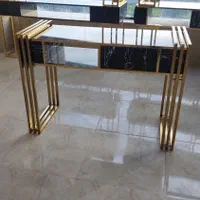 میز ناخن ۳خط|آرایشگاه و سالن‌های زیبایی|رشت, امین الضرب|دیوار