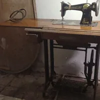 چرخ خیاطی قدیمی
