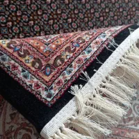 فرش۷۰۰ریزماهی هاشیه کرم(سرای‌فرش‌محمدی)|فرش|اردبیل, |دیوار