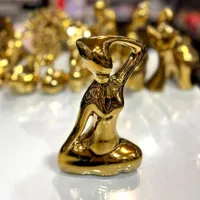 مجسمه دکوری یوگا طلایی