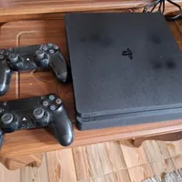 پلی استیشن ps4  بادو دسته. یه ترا