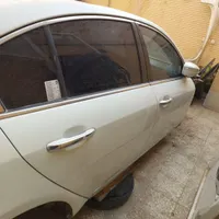 جنسیس تصادفی قطعات درب بدنه و داخلی جنسیس سدان|قطعات یدکی و لوازم جانبی|تهران, بازار|دیوار
