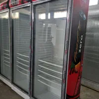 یخچال نوشابه وان سفید و مشکی