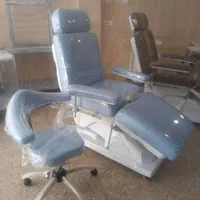 تخت کاشت مو پوست وزیبایی ولیزر وتزریق ژل بوتاکس|خدمات آرایشگری و زیبایی|تهران, خرمشهر|دیوار