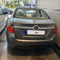 برلیانس H330 اتوماتیک 1500cc، مدل ۱۳۹۵