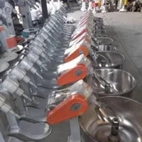 خمیر همزن ده دقیقه ای+تنور و سبزی خردکن فرساندویچ|کافیشاپ و رستوران|پارسآباد, |دیوار