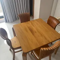 میز وصندلی چوبی