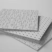 تعدادی کارگر ساده (اتباع)