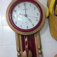 ۲ عدد ساعت دیواری درحد نو