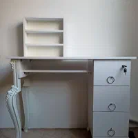 میز آرایشی