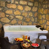 اجاره/کلبه/استخردار/جنگلی/سوییسی|اجارهٔ کوتاه‌مدت ویلا و باغ|قائم‌شهر, |دیوار