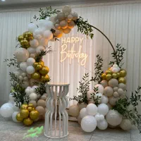 بادکنک آرایی تم تولد بلوط