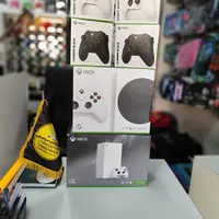 رنگ سفید ایکس باکس نسل جدید سری xبرای XBOX|کنسول، بازی ویدئویی و آنلاین|اصفهان, آزادان|دیوار