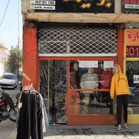فروش مغازه ۲۳ متری خ کاوه خ ۱۵ خرداد