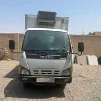 ایسوزو ۵۲۰۰ مدل۸۷ یخچالی