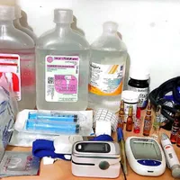 شرکت پزشکی پرستار*ژیان*پانسمان،سرم سونداژ در منزل|خدمات آرایشگری و زیبایی|سنندج, |دیوار