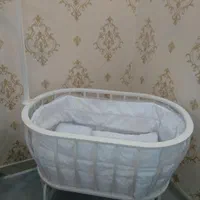 گهواره و تخت متحرک نوزاد