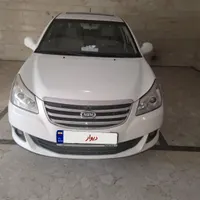 امویام 550 اتوماتیک، مدل ۱۳۹۶ تمیز و بی رنگ