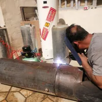 تعمیرات و جوشکاری آبگرمکن دیواری و ایستاده در منزل