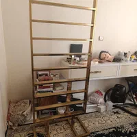 ۲ میز ناخن استند لاک ۲ تا صندلی استند طلایی|آرایشگاه و سالن‌های زیبایی|تهران, بنی‌هاشم|دیوار
