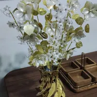 گلدان خیلی زیبا|گل مصنوعی|مهاباد (آذربایجان غربی), |دیوار