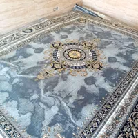 فرش خوش رنگ وزیبا
