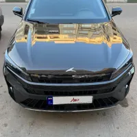 کی‌ام‌سی J7، مدل ۱۴۰۲