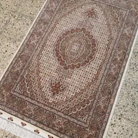 ذرع‌ونیم دستباف تبریز ۵۰رج نقشه‌ماهی ۹متن دوسرگلیم|فرش|تهران, بازار|دیوار