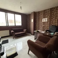 دفتر اداری ۵۵ متری بر خیابان رزمندگان / تک خواب