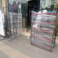 استند چیپس و پانچ و قفسه فروشگاهی