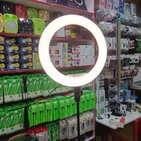 رینگ لایت 18 اینچ حرفه ایی|دوربین عکاسی و فیلم‌برداری|شیراز, شیشه‌گری|دیوار
