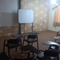 اجاره کوتاه مدت  فضای آموزشی|اجارهٔ کوتاه‌مدت دفتر کار و فضای آموزشی|شیراز, مهدی‌آباد|دیوار