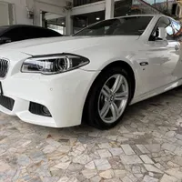 BMW 528i